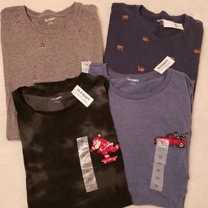 Bundle of 4 Old Navy Holiday T-Shirts XL